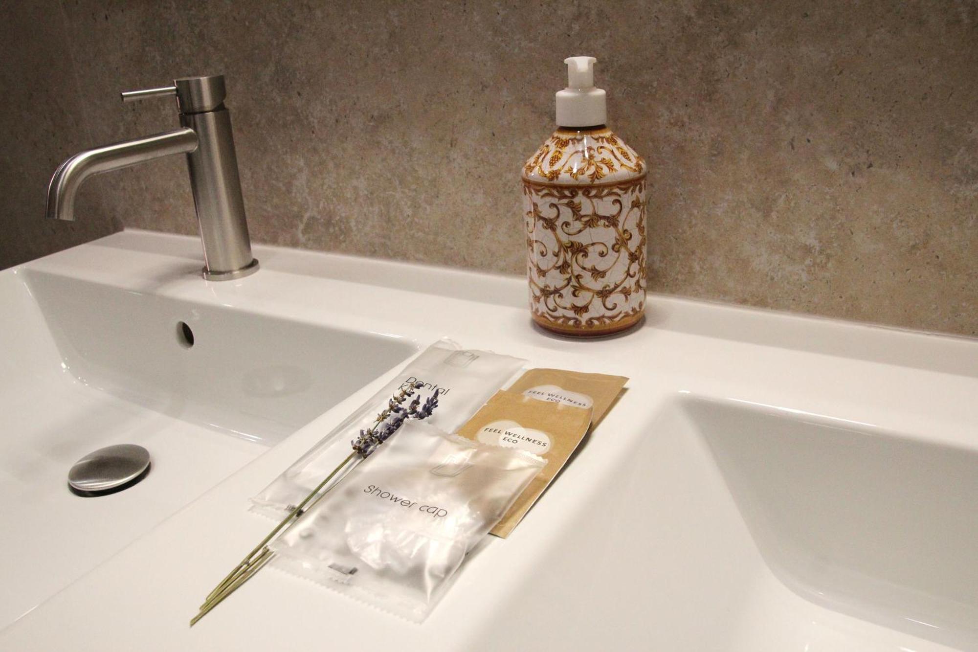 Joyful 148 Luxury Guest House Powered By Joyful Termini Boutique Guest House Roma Dış mekan fotoğraf